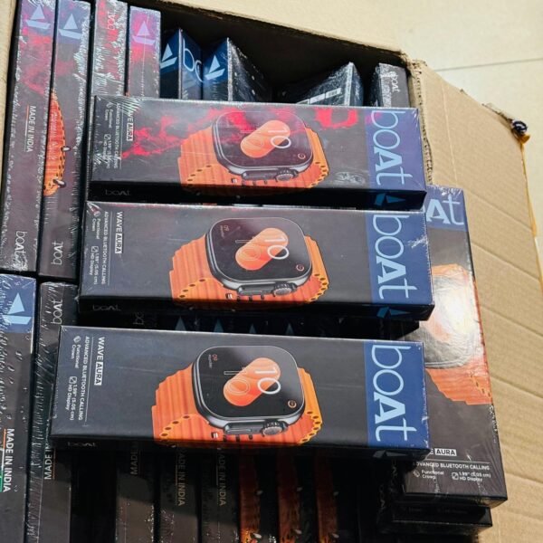 boAt Wave Aura Smartwatch